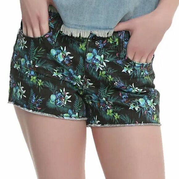 DISNEY Lilo & Stitch Short Women Size 17 - Picture 2 of 11